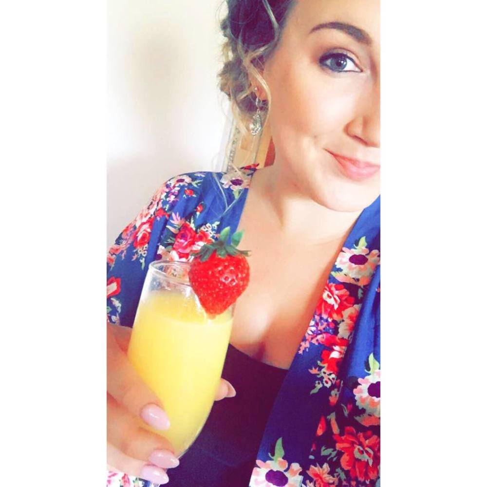 Meet your Posher, Aleta